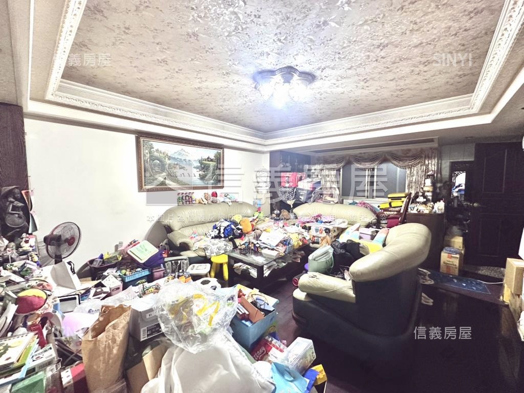 士林華廈美崙美奐四房房屋室內格局與周邊環境