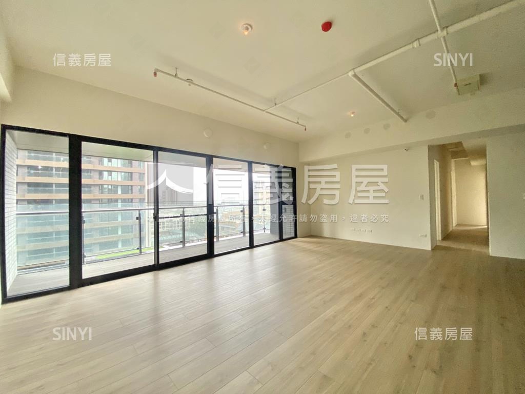 寶輝世紀莊園綠園泳池視野房屋室內格局與周邊環境