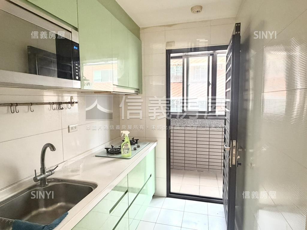 時上京宴三房平面車位房屋室內格局與周邊環境