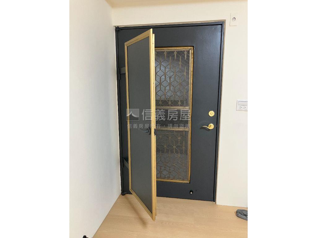 第一園高樓翻新三房有車位房屋室內格局與周邊環境