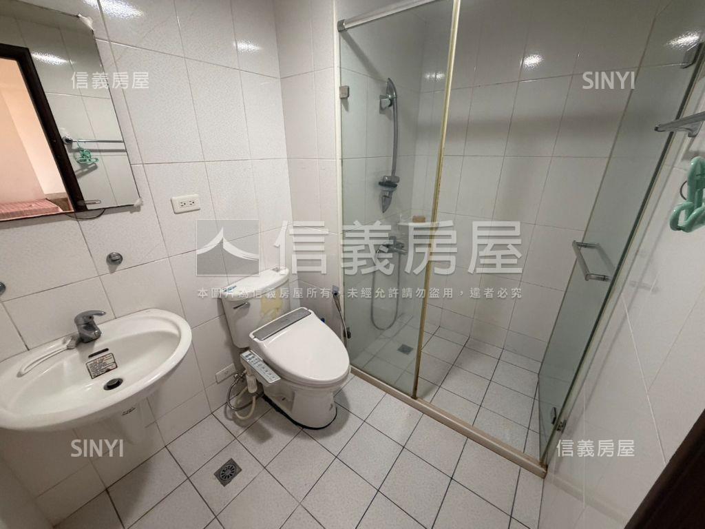 城上水美採光兩房房屋室內格局與周邊環境