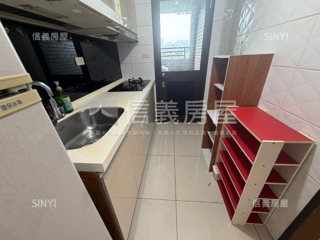 城上水美採光兩房房屋室內格局與周邊環境