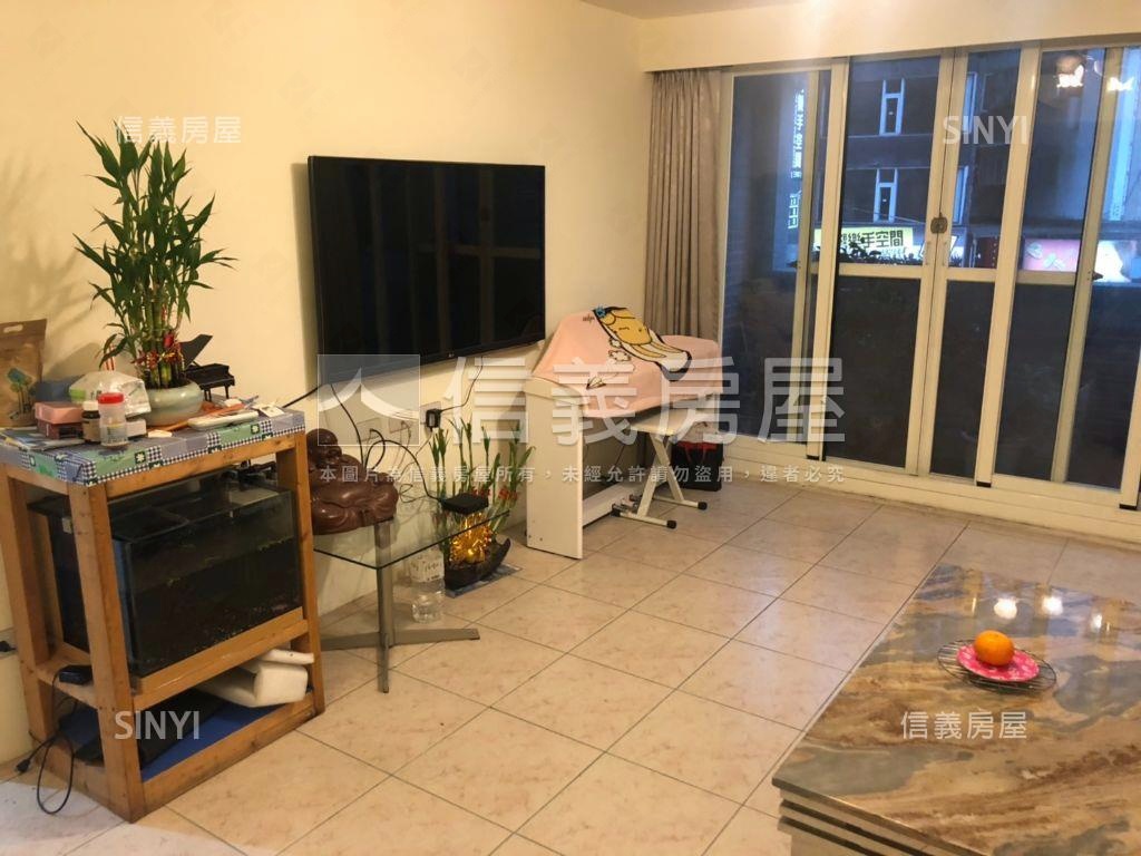 近一中商圈稀有雙車位樓店房屋室內格局與周邊環境