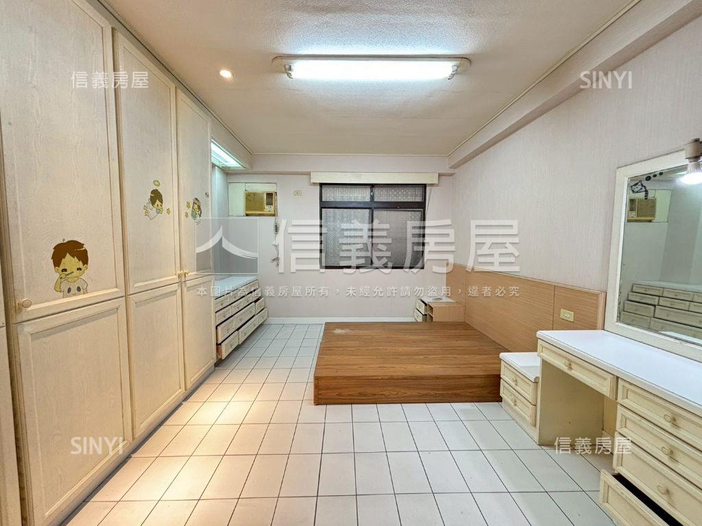 建興首選大三房房屋室內格局與周邊環境