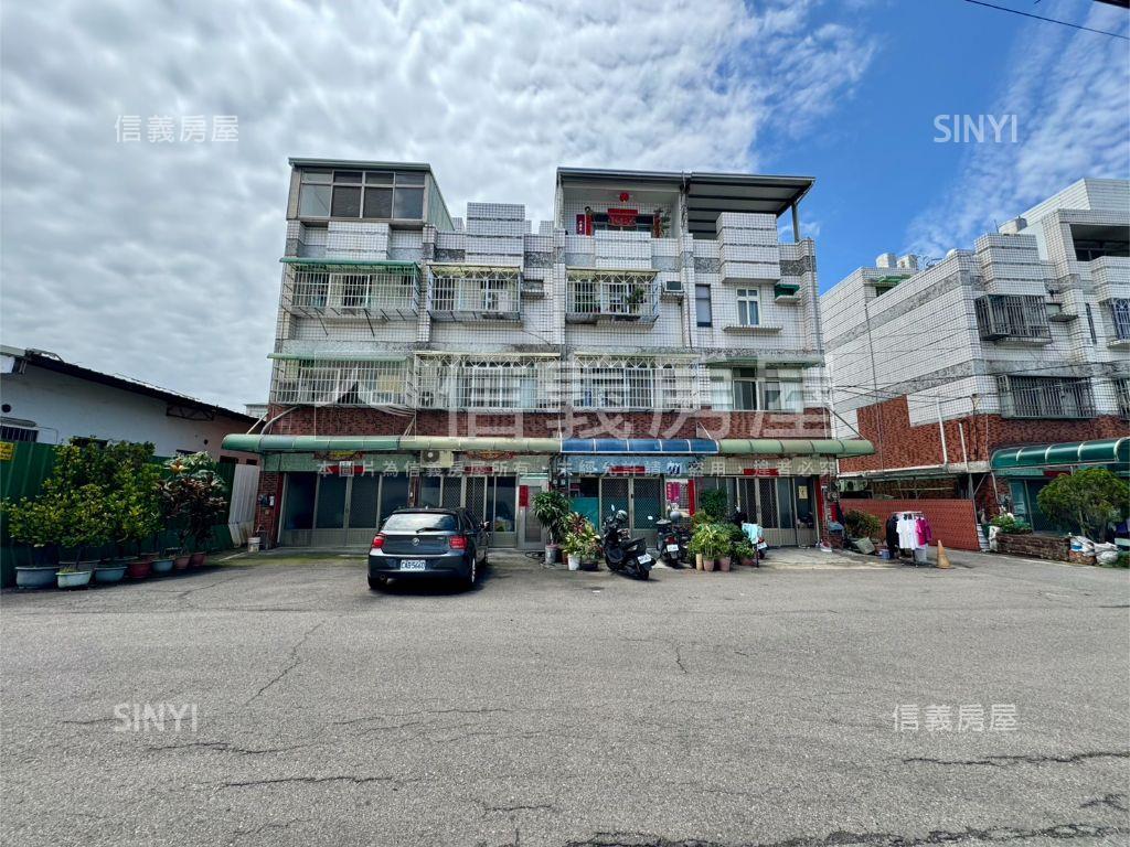 近修平科大臨路４樓透天房屋室內格局與周邊環境