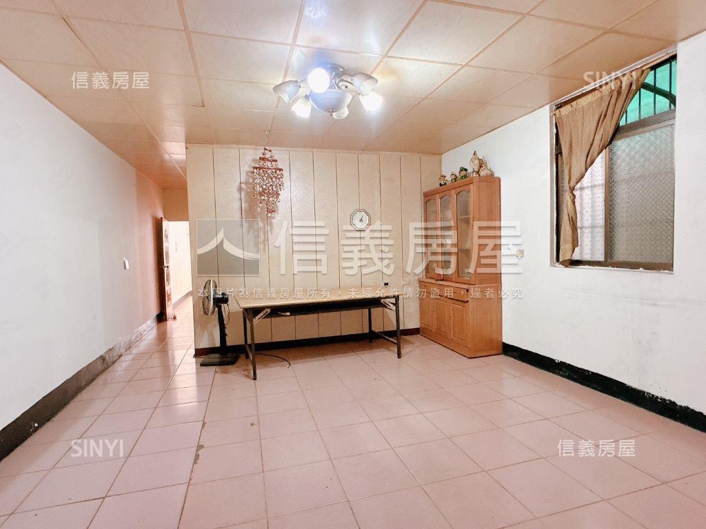 正國際路一段透天金店面房屋室內格局與周邊環境