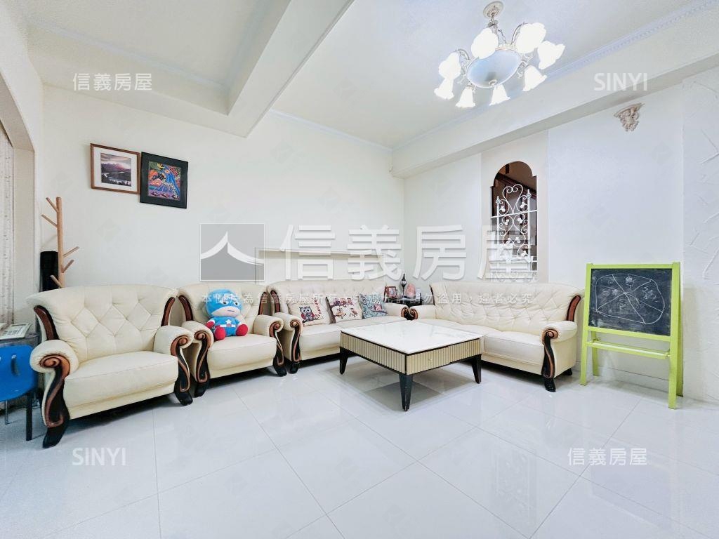 冠鼎山塘映月前院停車房屋室內格局與周邊環境