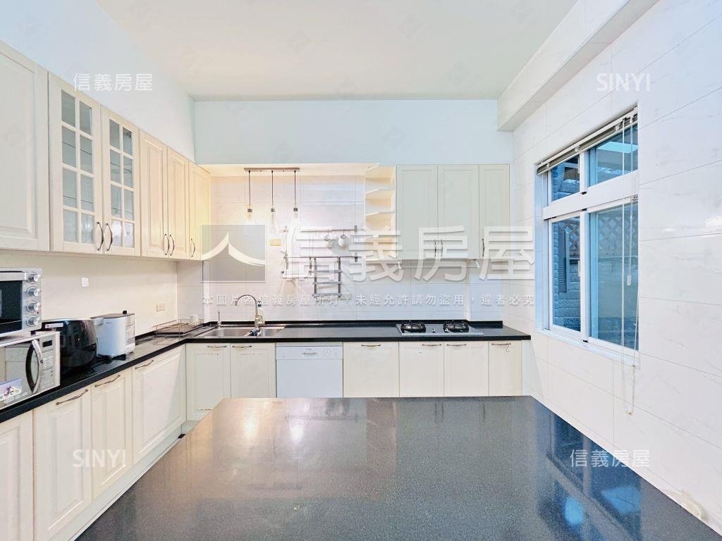 冠鼎山塘映月前院停車房屋室內格局與周邊環境