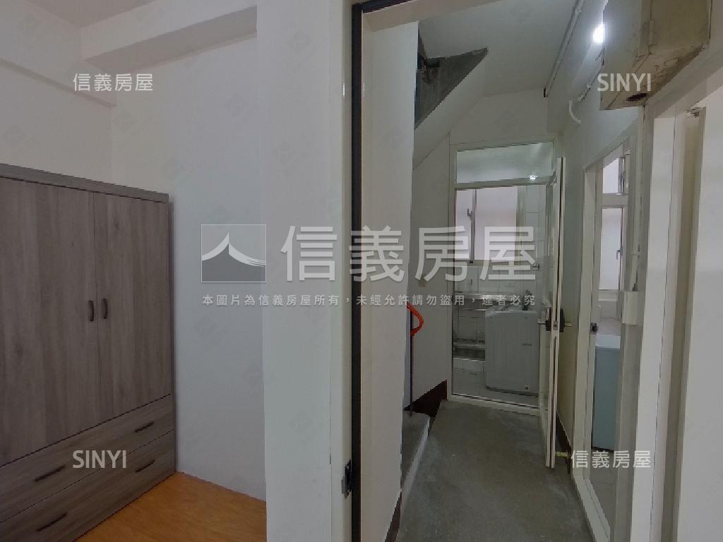 小資商四土地公寓房屋室內格局與周邊環境