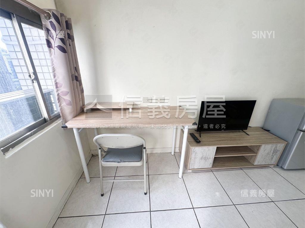 梅川水岸採光陽台套房平車房屋室內格局與周邊環境