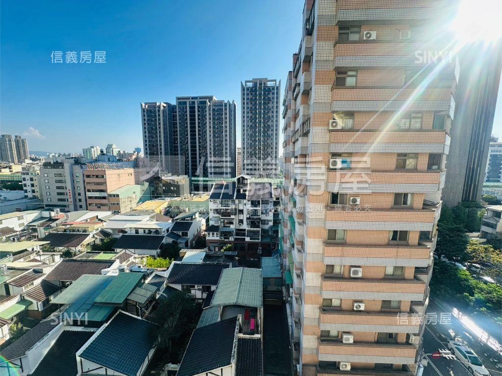 梅川水岸採光陽台套房平車房屋室內格局與周邊環境