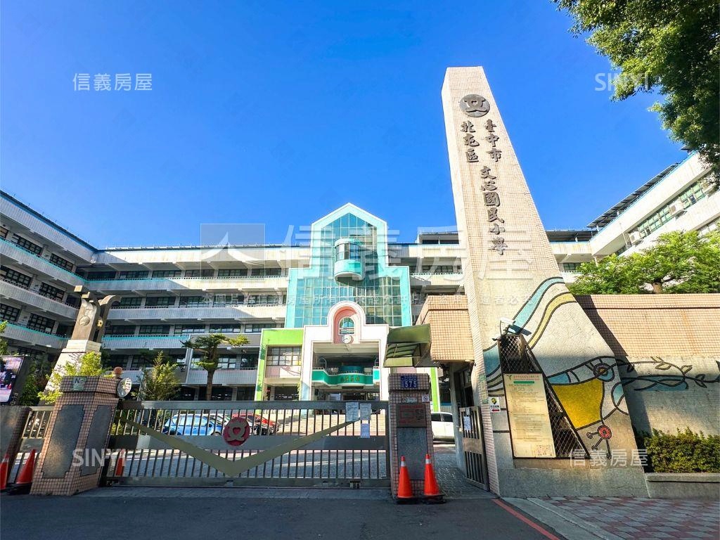 梅川水岸採光陽台套房平車房屋室內格局與周邊環境