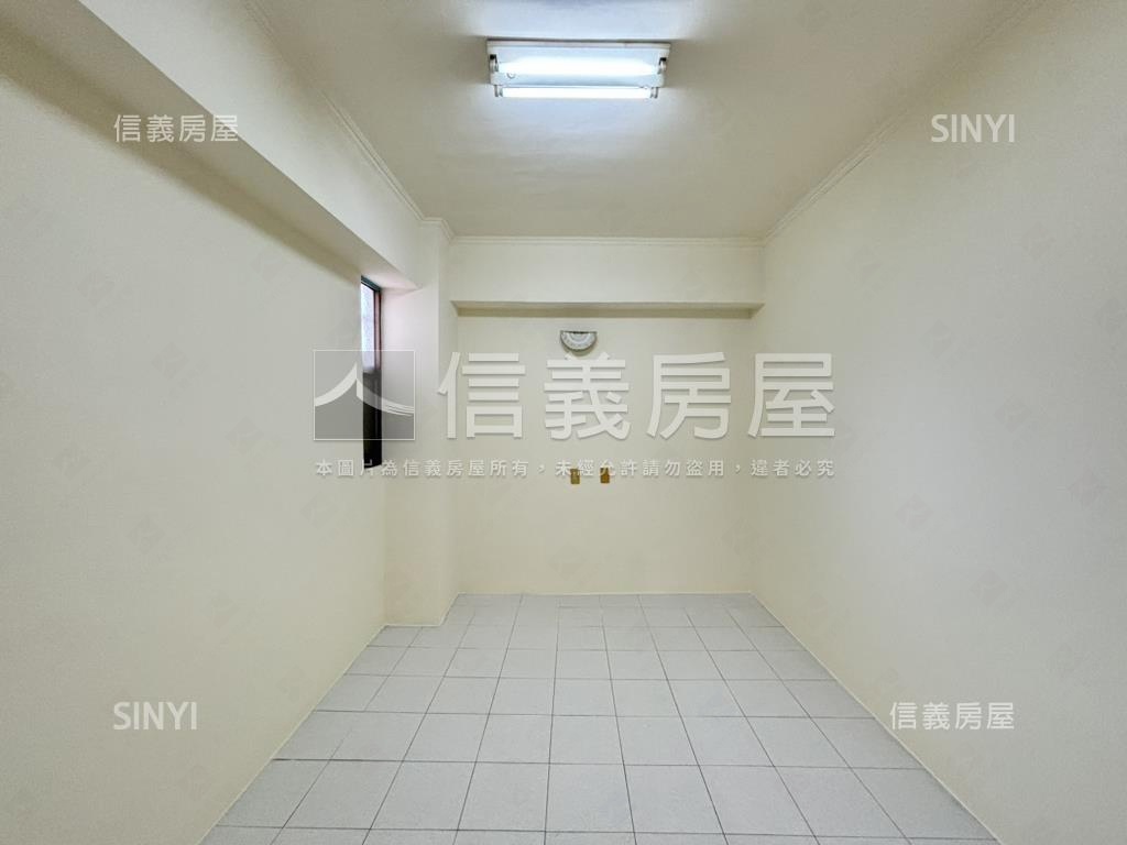 近長榮中學電梯二房房屋室內格局與周邊環境