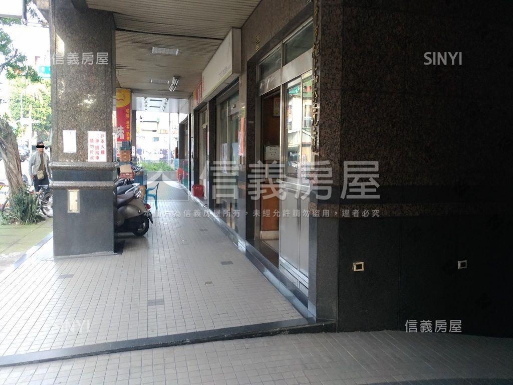 台中路＆仁和路口登峰樓店房屋室內格局與周邊環境