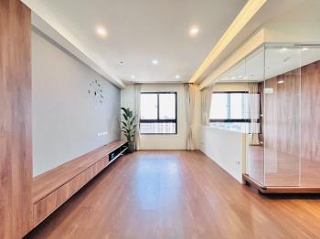 群耀Ｖ１裝潢景觀二房車位