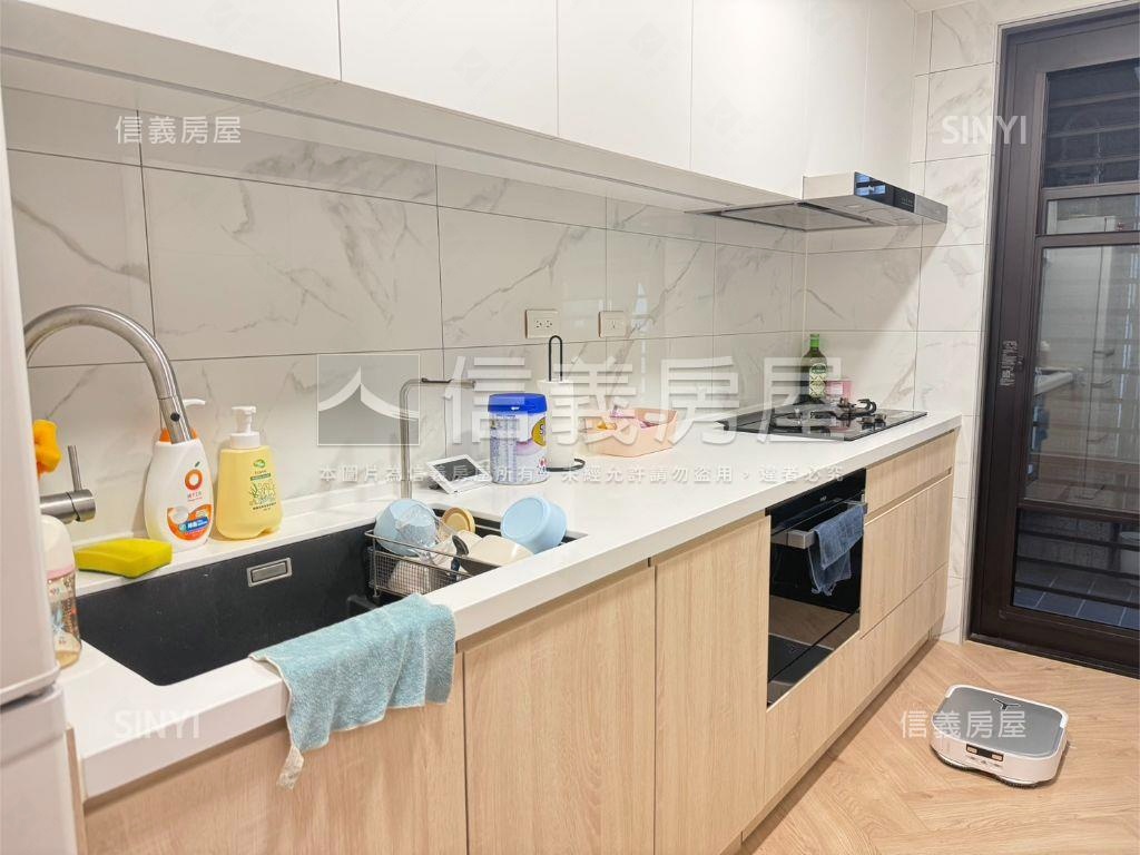 ★潤泰央北質感簡約文青宅房屋室內格局與周邊環境