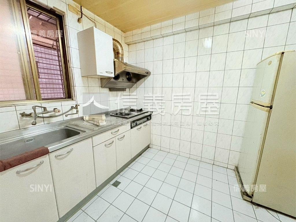 ★大仁街稀有電梯三房★房屋室內格局與周邊環境
