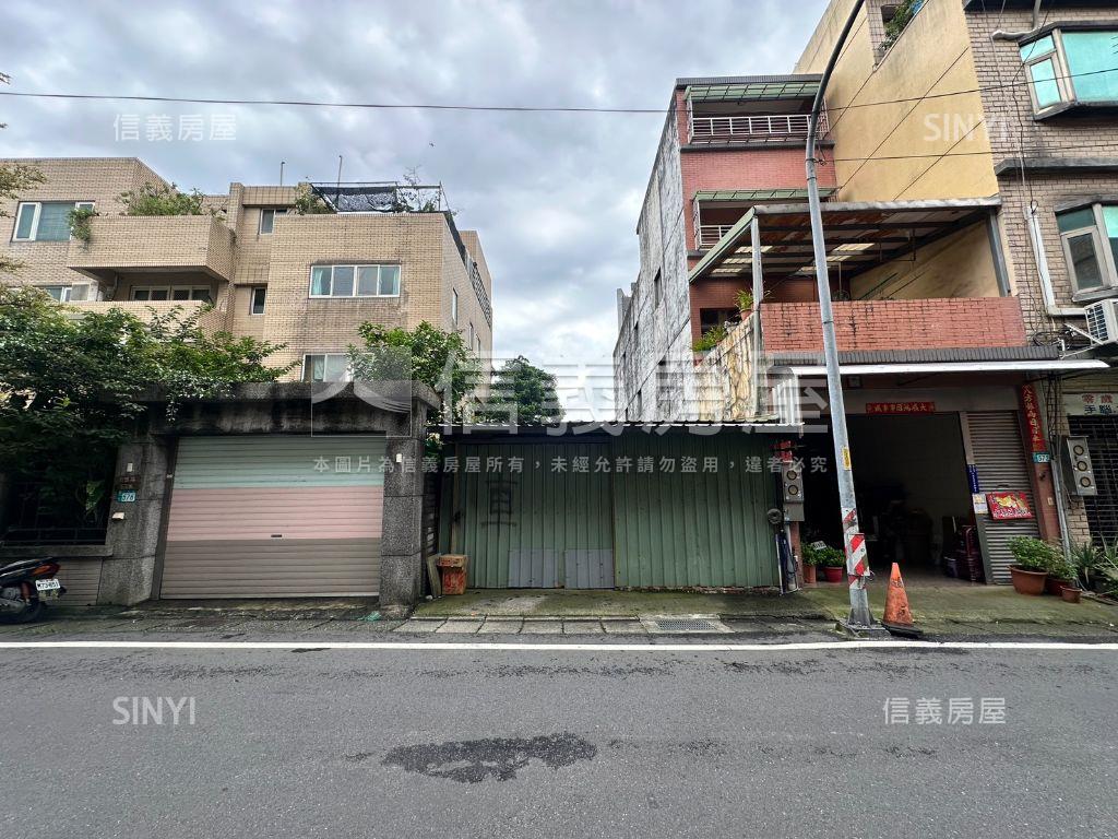 近竹林山寺中湖頭稀有素地房屋室內格局與周邊環境
