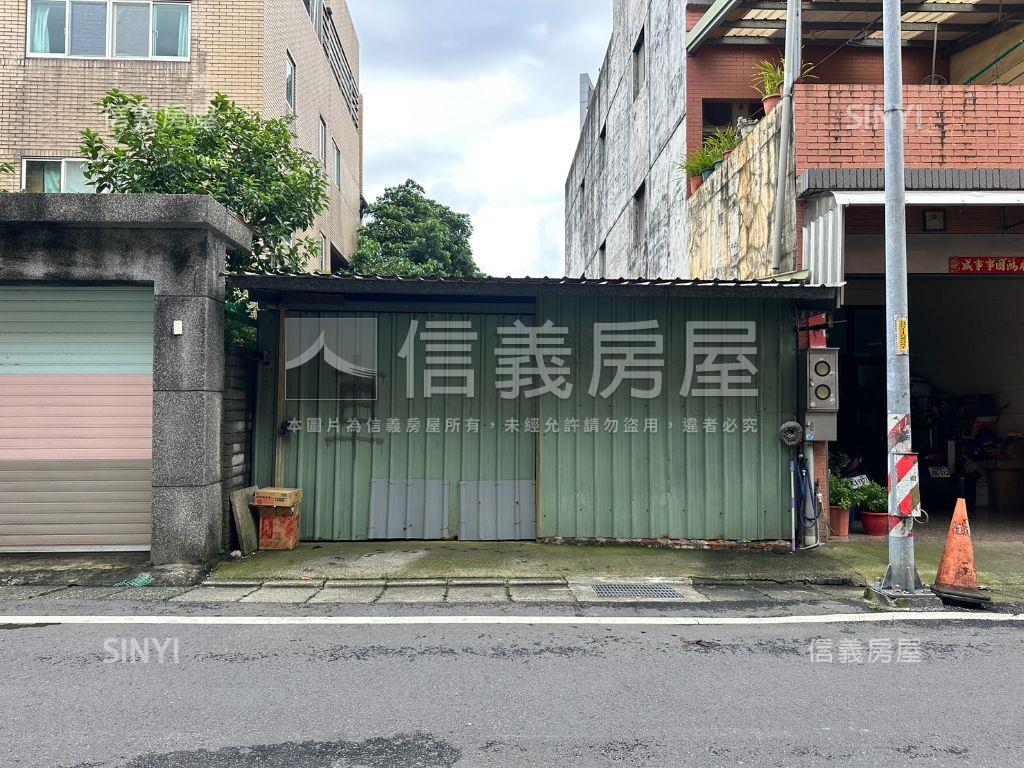 近竹林山寺中湖頭稀有素地房屋室內格局與周邊環境