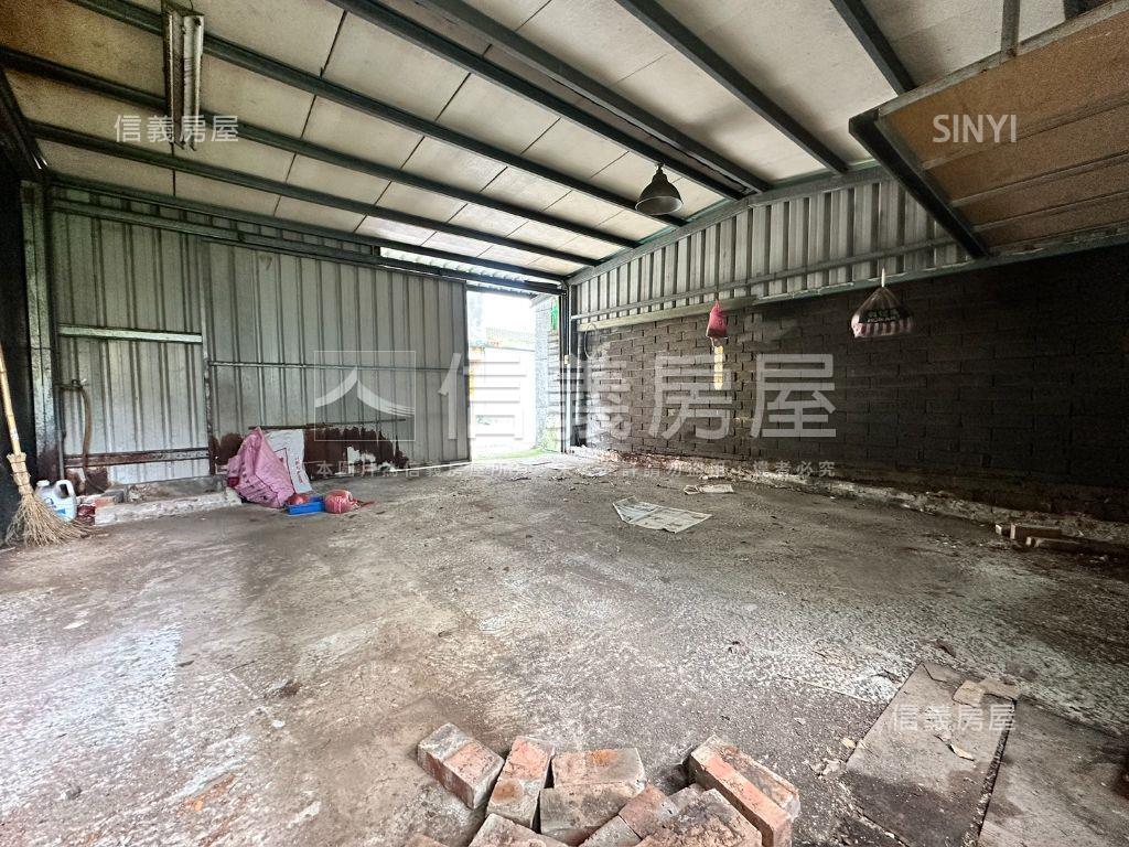 近竹林山寺中湖頭稀有素地房屋室內格局與周邊環境