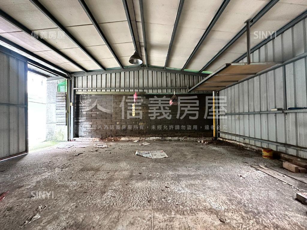 近竹林山寺中湖頭稀有素地房屋室內格局與周邊環境