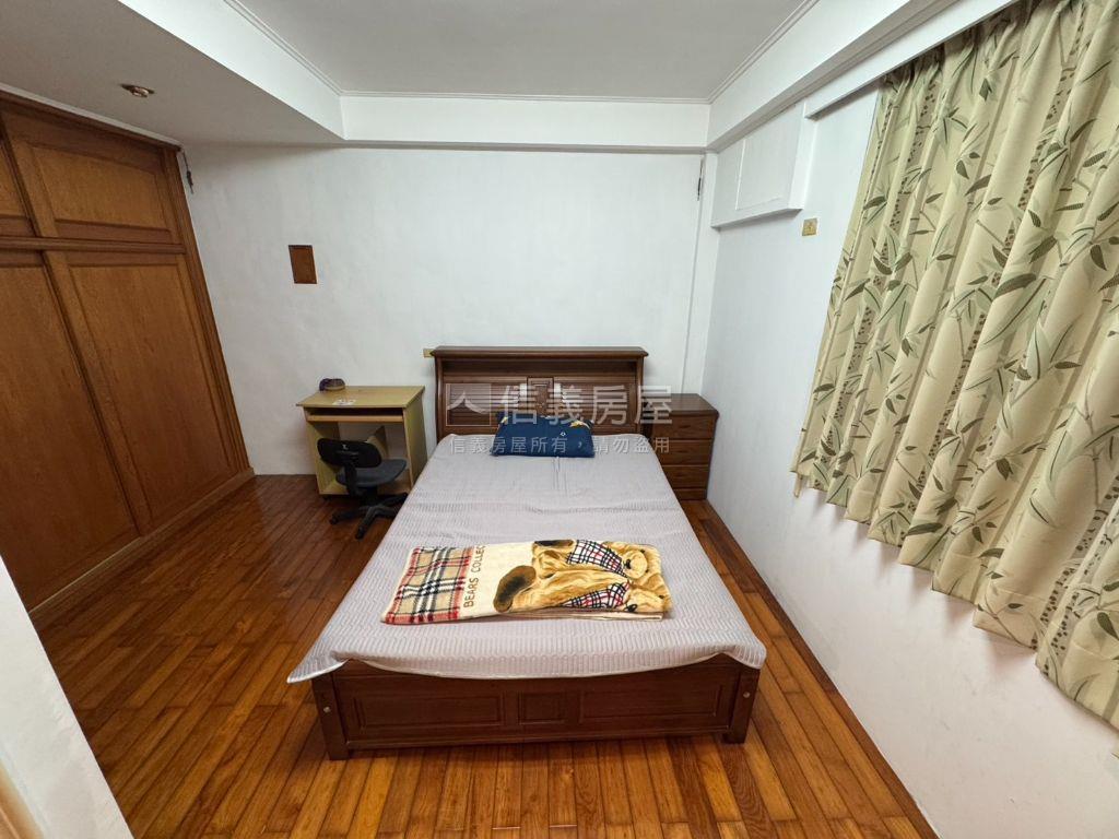 稀有☆龍岡龍泉街優美透天房屋室內格局與周邊環境