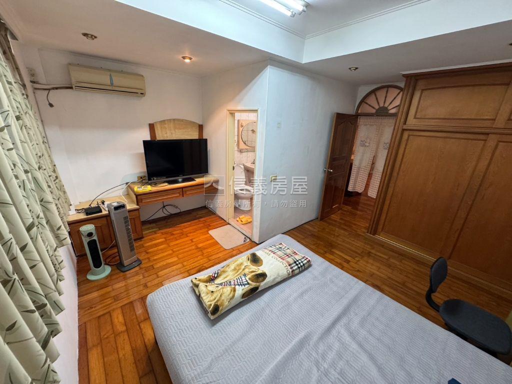 稀有☆龍岡龍泉街優美透天房屋室內格局與周邊環境