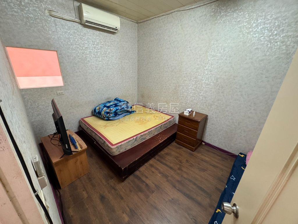 稀有☆龍岡龍泉街優美透天房屋室內格局與周邊環境