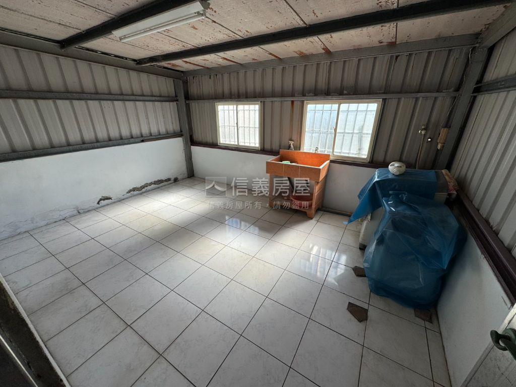 稀有☆龍岡龍泉街優美透天房屋室內格局與周邊環境