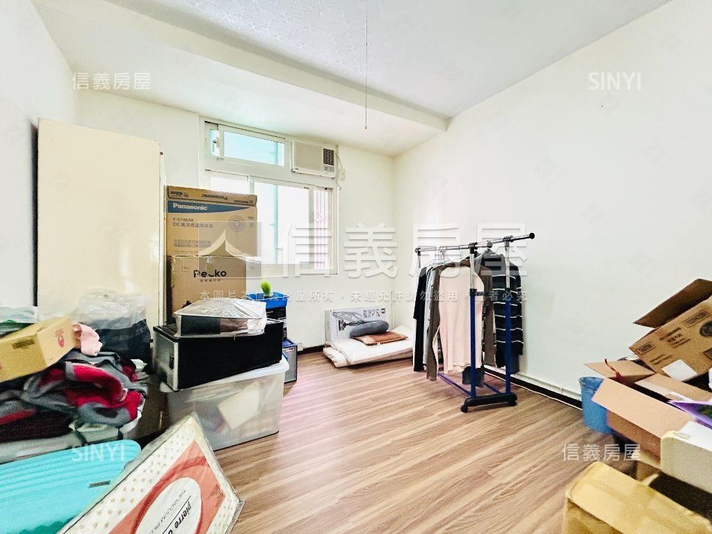 榮星花園面寬方正頂加房屋室內格局與周邊環境