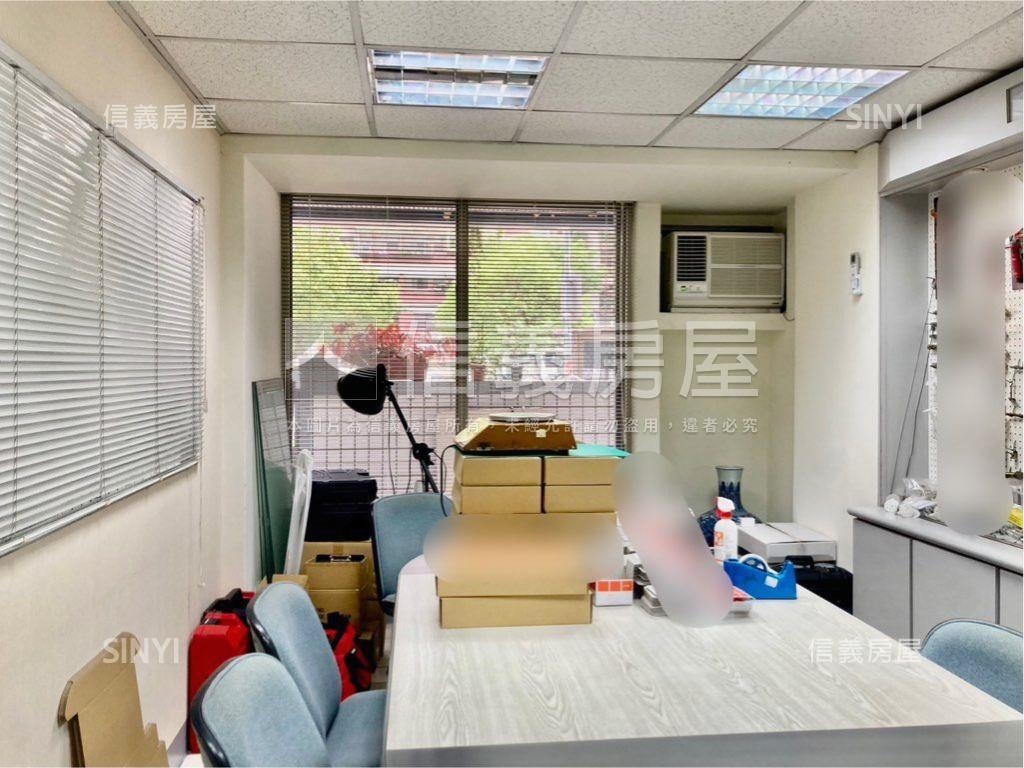 稀有海華一樓帶車位房屋室內格局與周邊環境