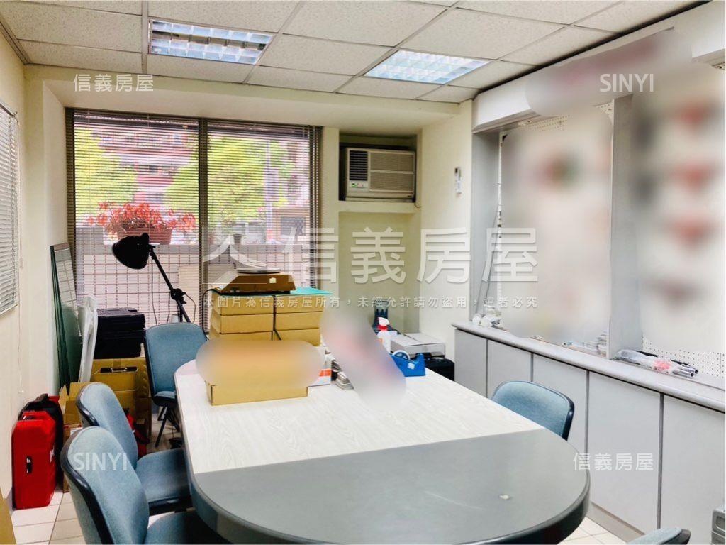 稀有海華一樓帶車位房屋室內格局與周邊環境