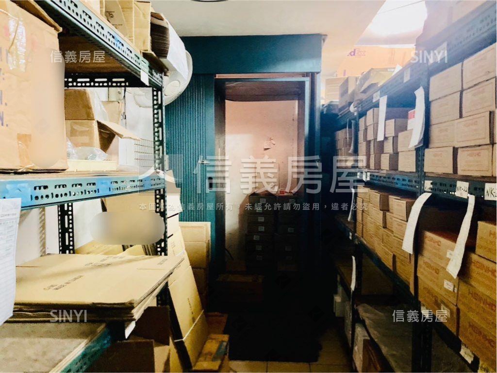 稀有海華一樓帶車位房屋室內格局與周邊環境