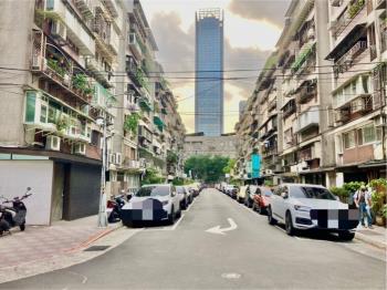 稀有海華一樓帶車位