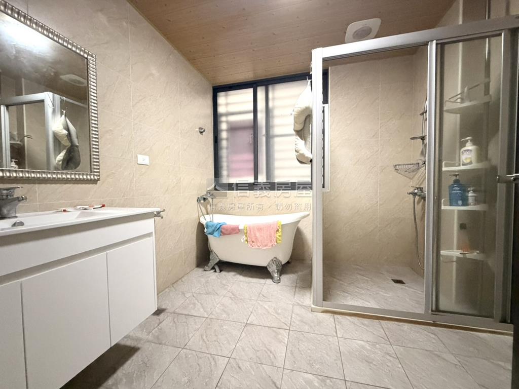 南科輕屋齡傳統透天房屋室內格局與周邊環境