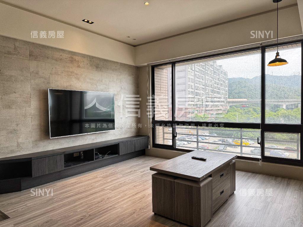 璀燦星耀☆新南港三房車位房屋室內格局與周邊環境