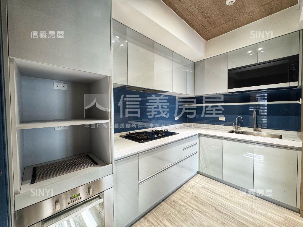 璀燦星耀☆新南港三房車位房屋室內格局與周邊環境