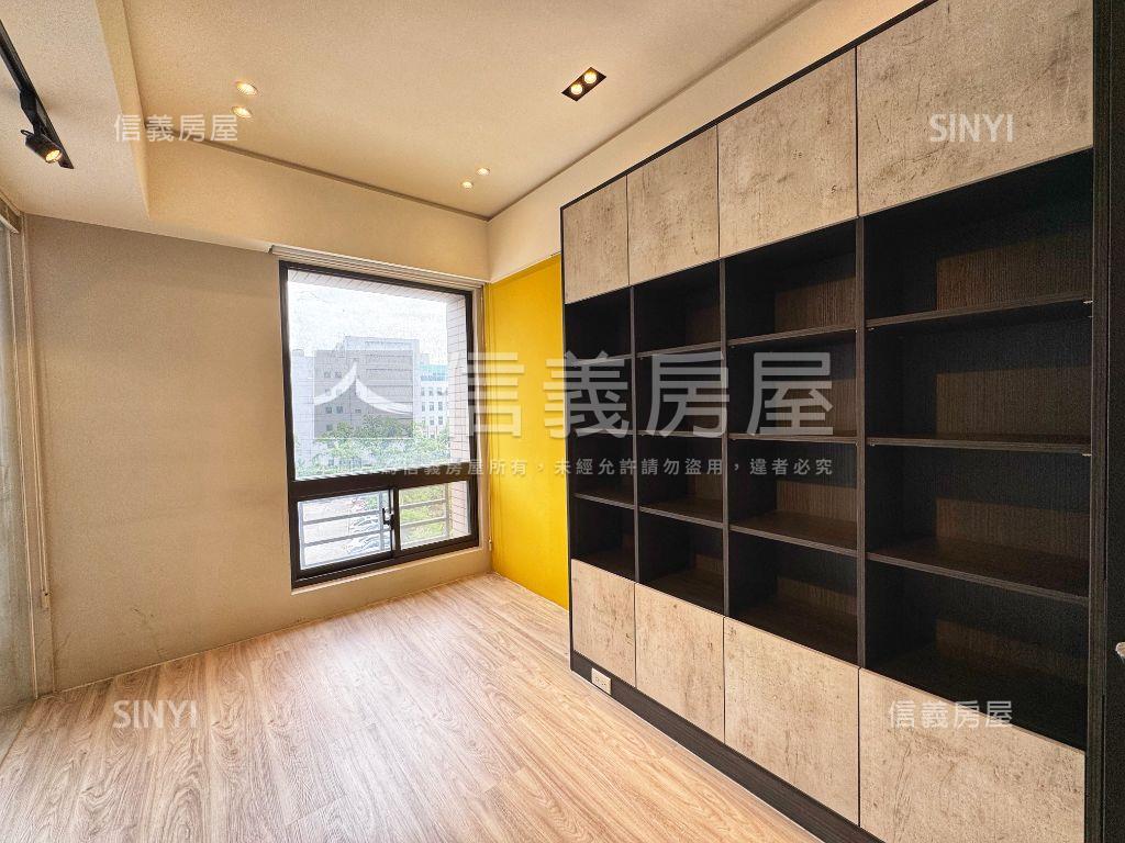 璀燦星耀☆新南港三房車位房屋室內格局與周邊環境