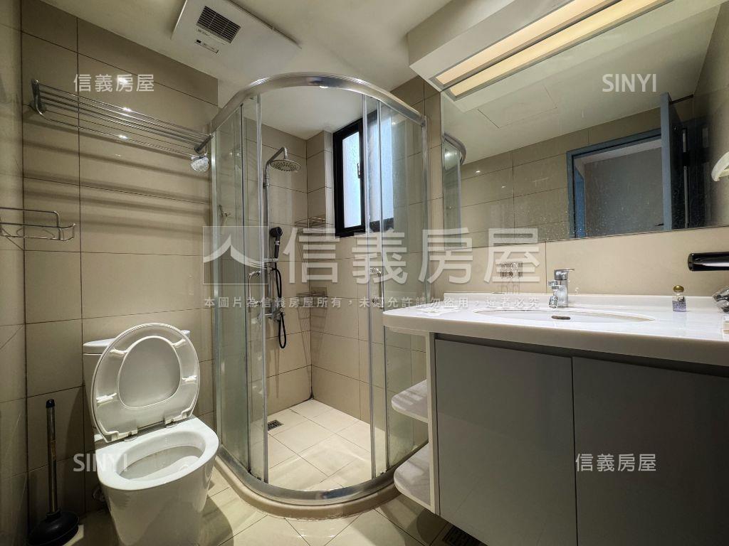 璀燦星耀☆新南港三房車位房屋室內格局與周邊環境