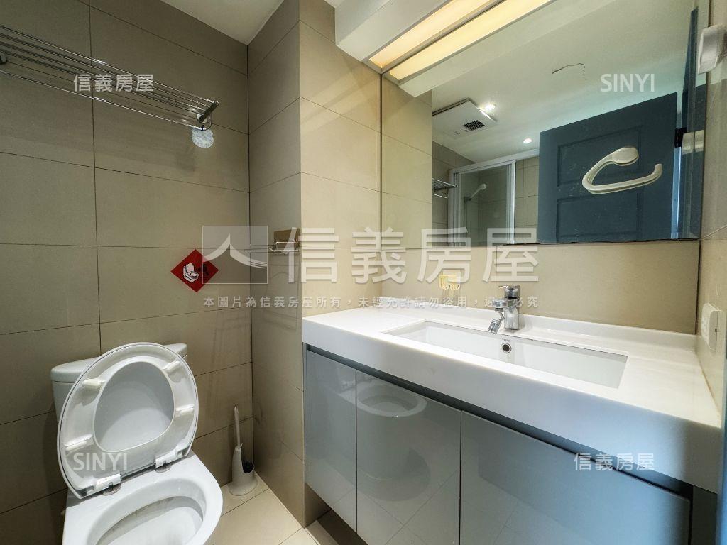 璀燦星耀☆新南港三房車位房屋室內格局與周邊環境