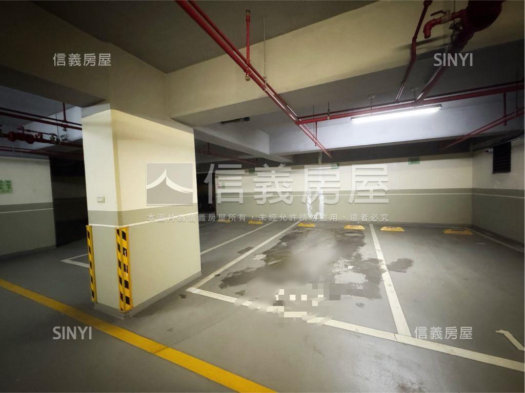 璀燦星耀☆新南港三房車位房屋室內格局與周邊環境