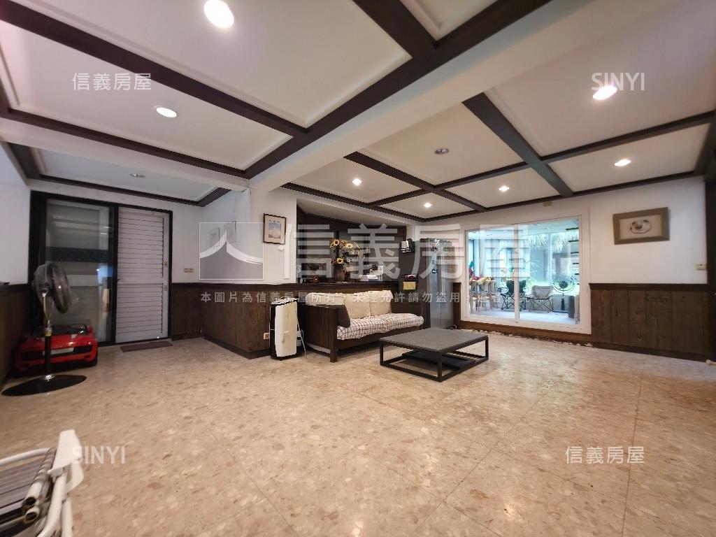 華城雲頂尊爵豪邸大戶房屋室內格局與周邊環境