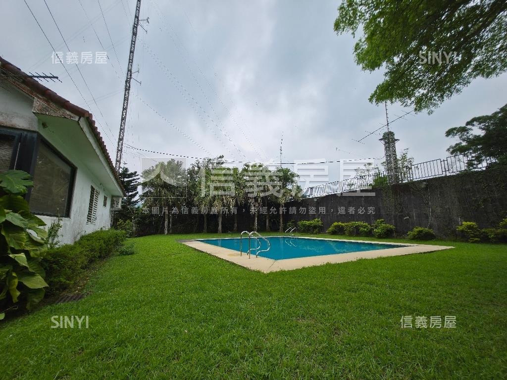 華城雲頂尊爵豪邸大戶房屋室內格局與周邊環境