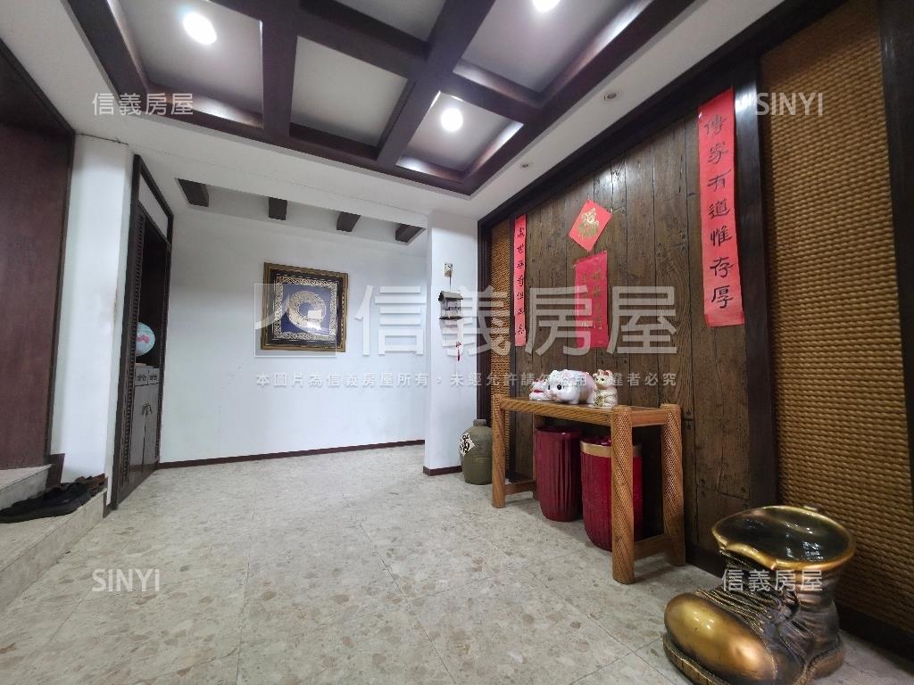 華城雲頂尊爵豪邸大戶房屋室內格局與周邊環境