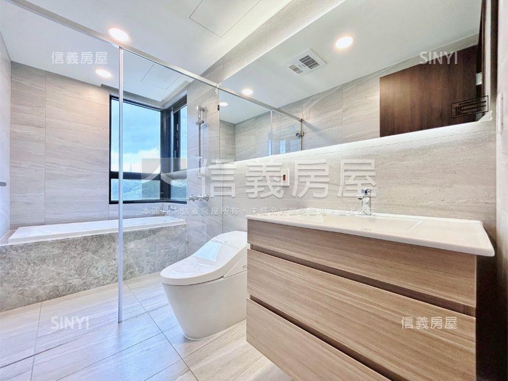國泰ＭＯＳＴ＋三房露臺戶房屋室內格局與周邊環境