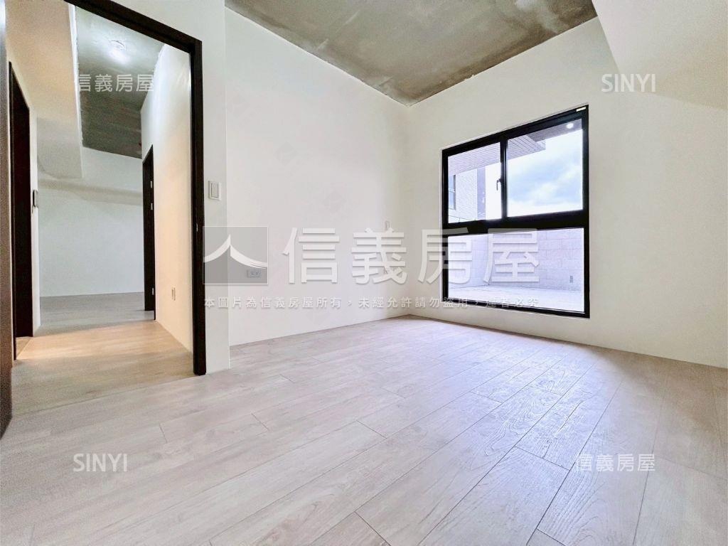 國泰ＭＯＳＴ＋三房露臺戶房屋室內格局與周邊環境