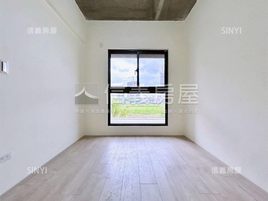 國泰ＭＯＳＴ＋三房露臺戶房屋室內格局與周邊環境