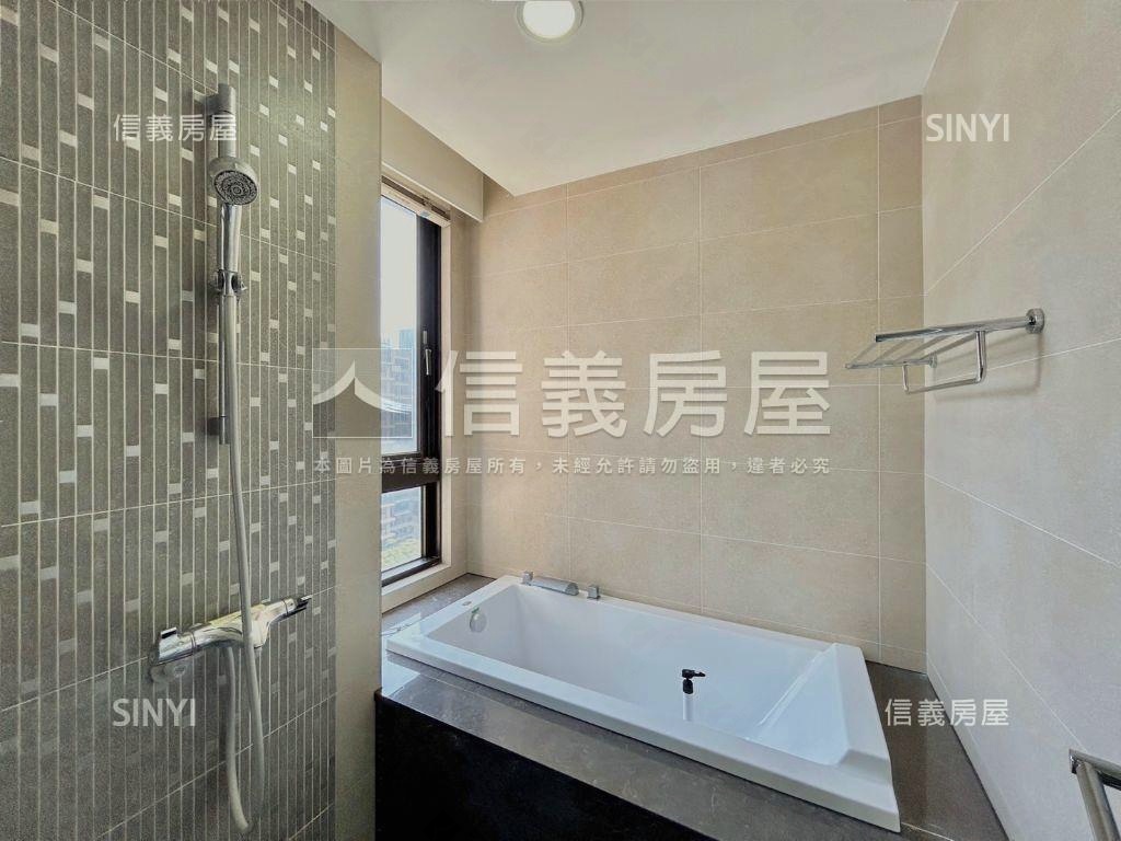 河岸美景四房景泰然房屋室內格局與周邊環境