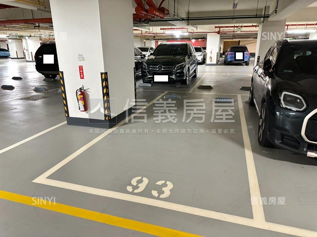河岸美景四房景泰然房屋室內格局與周邊環境