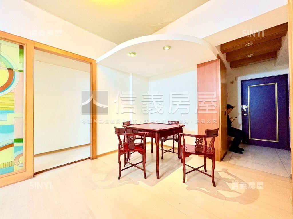 鬧中取靜騰景三房大戶房屋室內格局與周邊環境